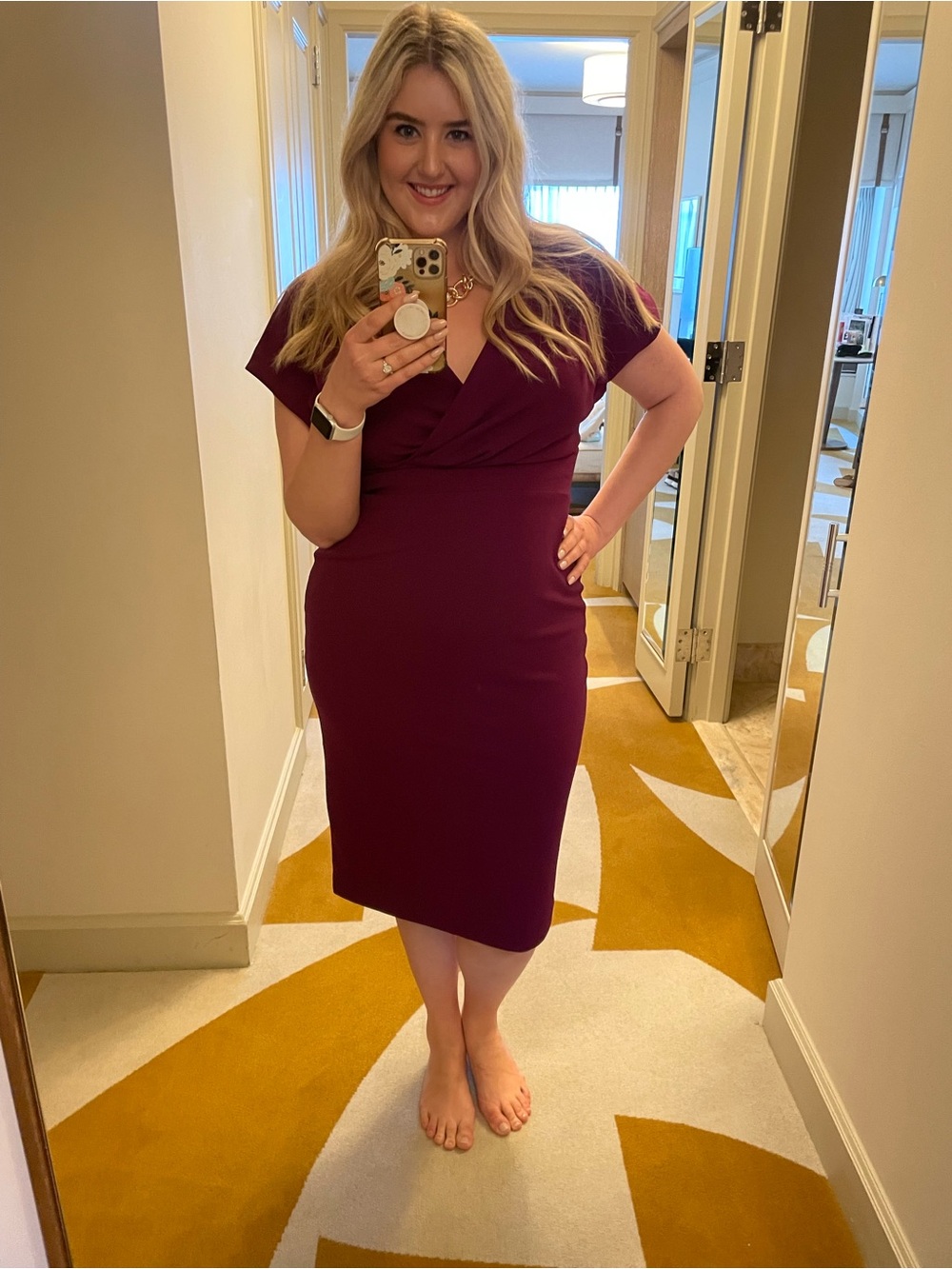 Alexia Admor Deep Plum V-Neck Midi Dress